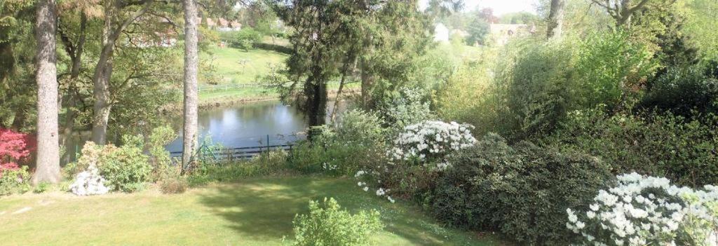 Au Charme Du Lac Espace Bien Etre Et Piscine Chauffe Proche Parc Et Restaurant Du Casino فورج-ليه-زو المظهر الخارجي الصورة
